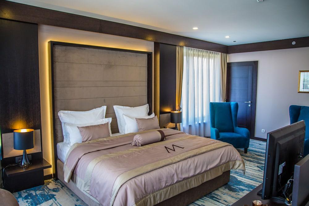 Hotel Malak Regency
